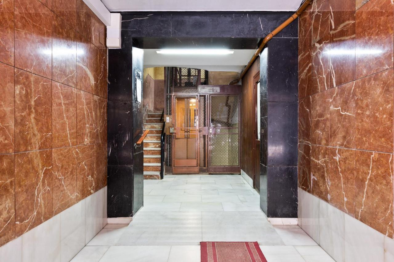 Stay U-Nique Apartments Salva II Barcelona Bagian luar foto