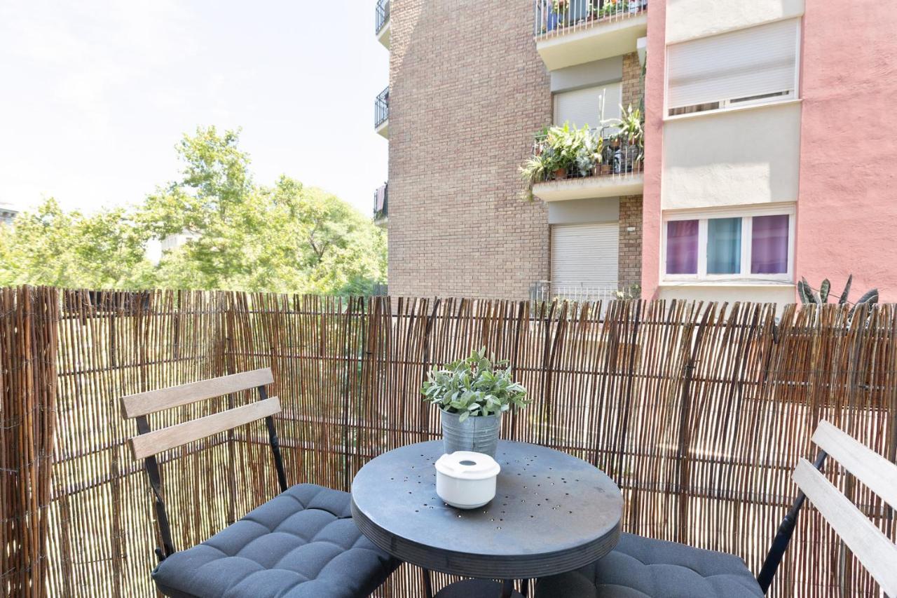 Stay U-Nique Apartments Salva II Barcelona Bagian luar foto