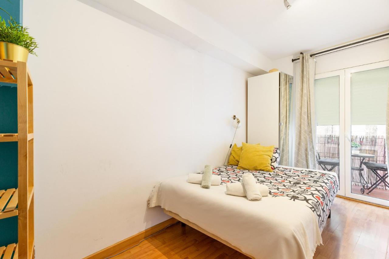 Stay U-Nique Apartments Salva II Barcelona Bagian luar foto
