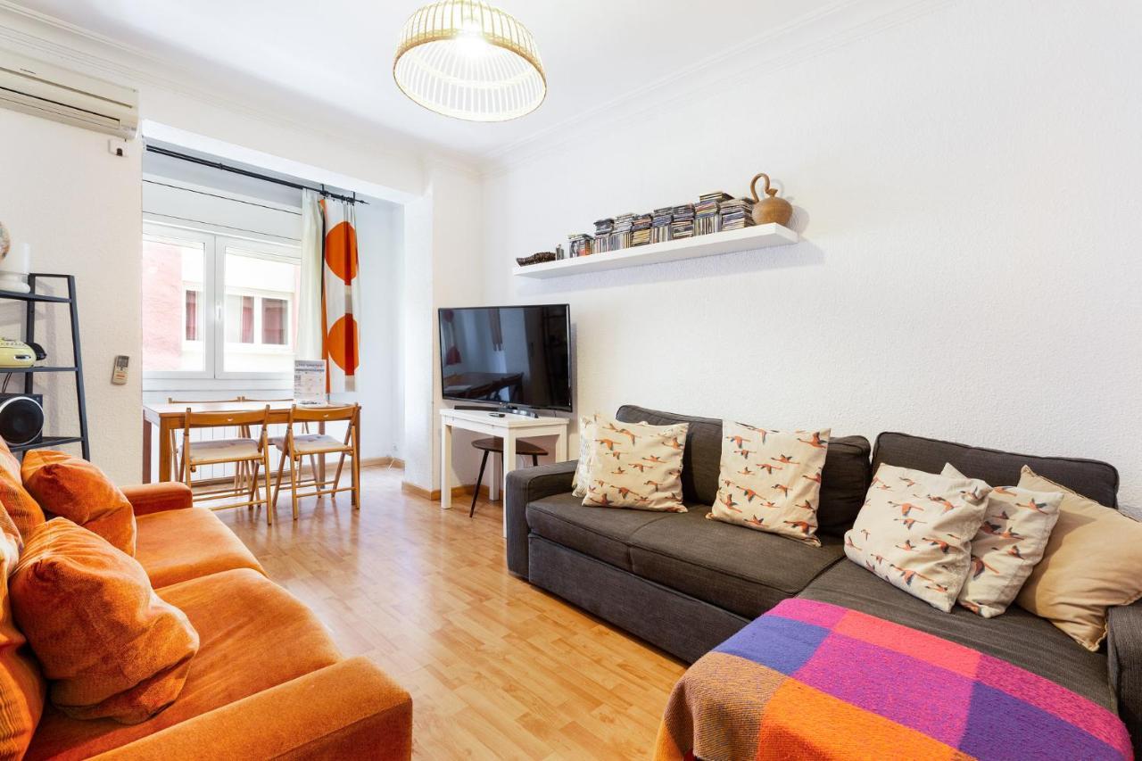 Stay U-Nique Apartments Salva II Barcelona Bagian luar foto